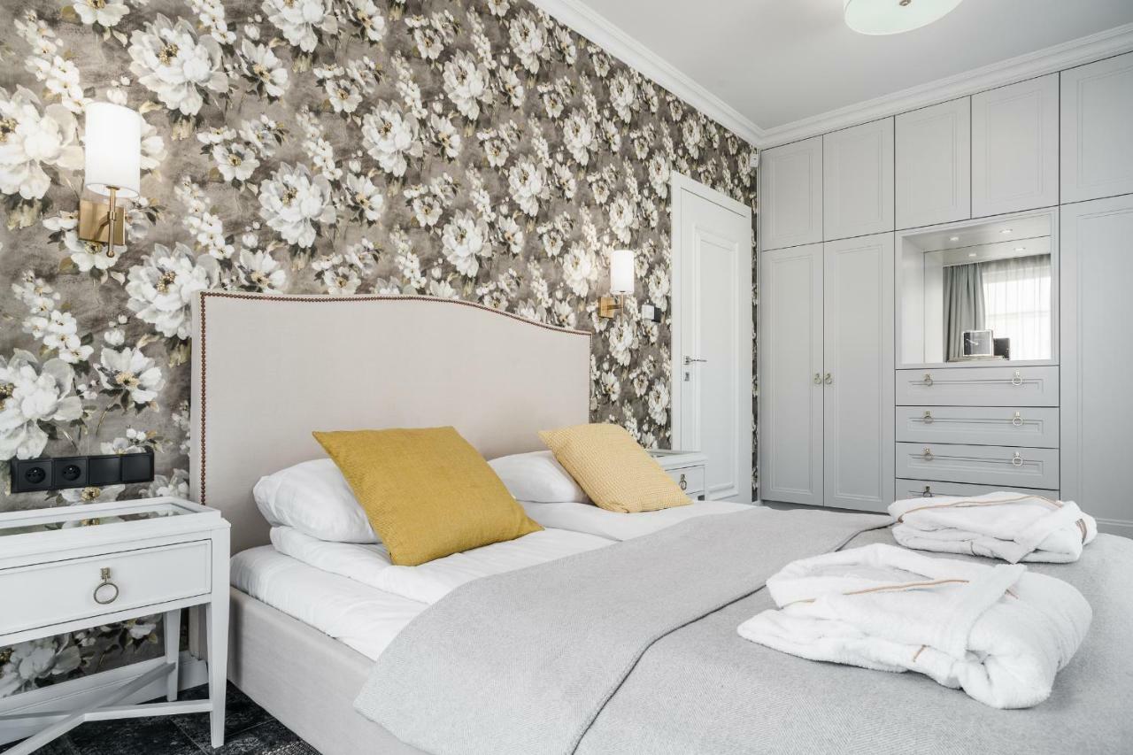 Lion Apartments - Monte Carlo Collection With Parking 소포트 외부 사진