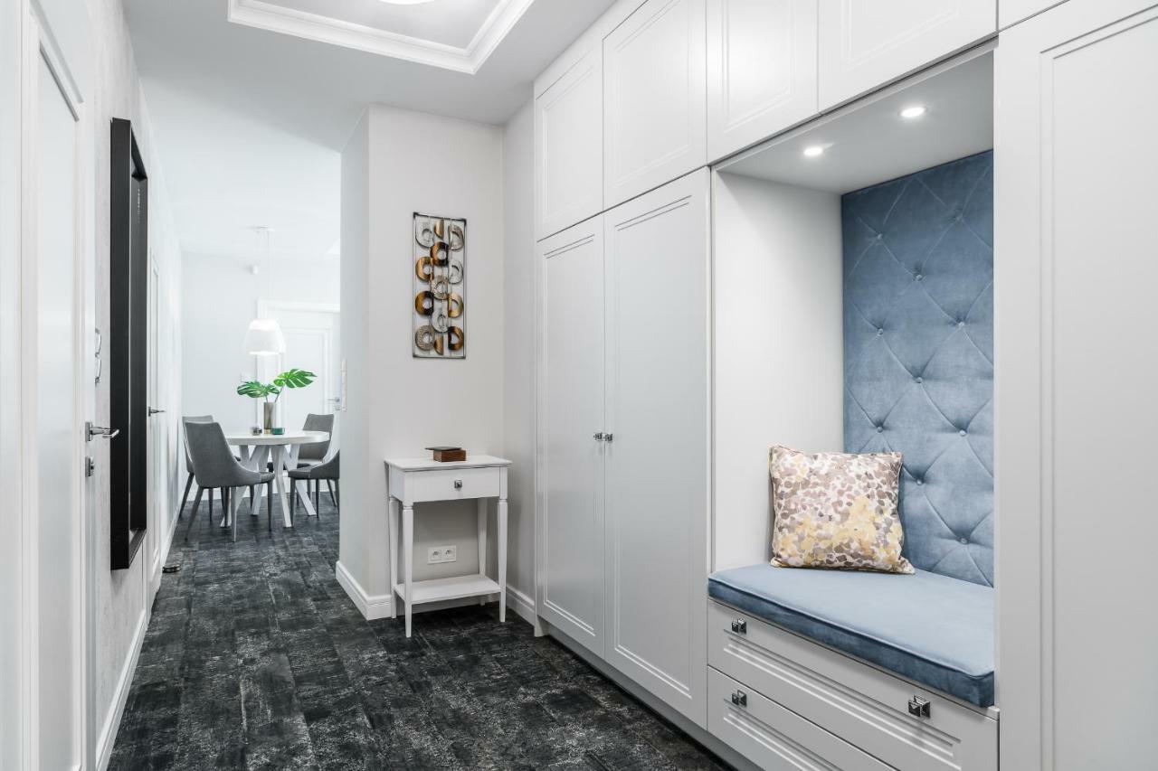 Lion Apartments - Monte Carlo Collection With Parking 소포트 외부 사진